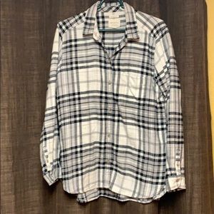 American Eagle Boyfriend fit plaid shirt